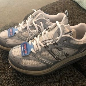 Skechers Shape Ups (6.5)